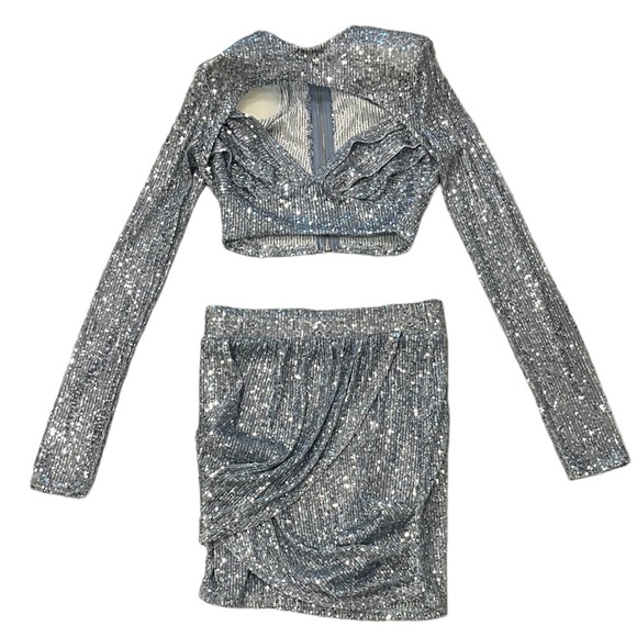 Fashion Nova - Baby Don’t Leave Sequin Skirt & Top Set - Women’s S - Picture 3 of 10
